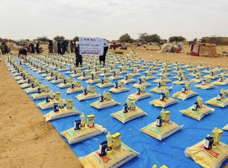 سلال رمضانية لمدرسة حسين الهلال