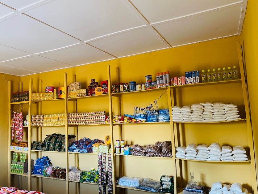 بناء دكانين لصالح مركز الصحابة