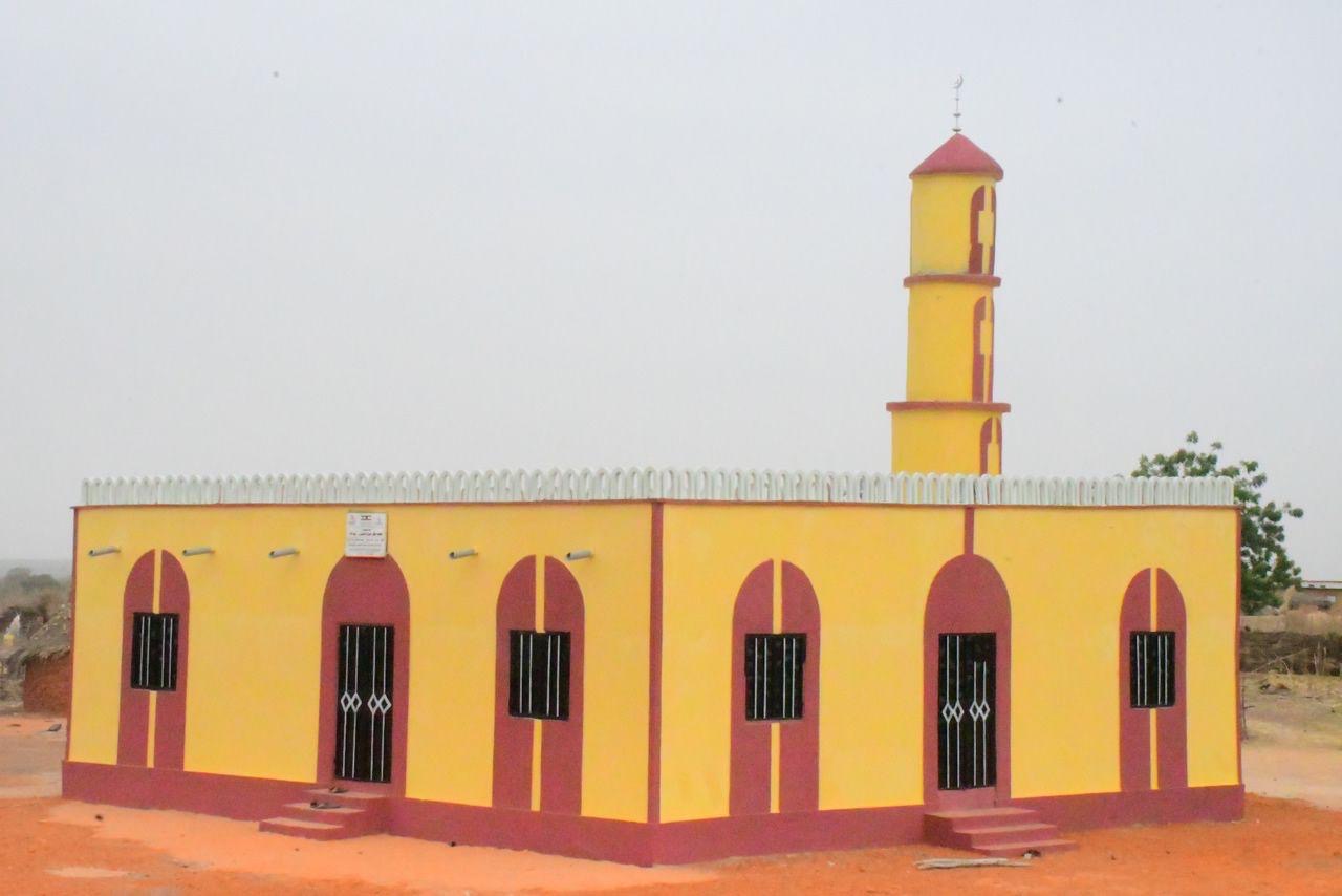 بناء مسجد فهد راشد الصنيدح الظفيري  رحمه الله